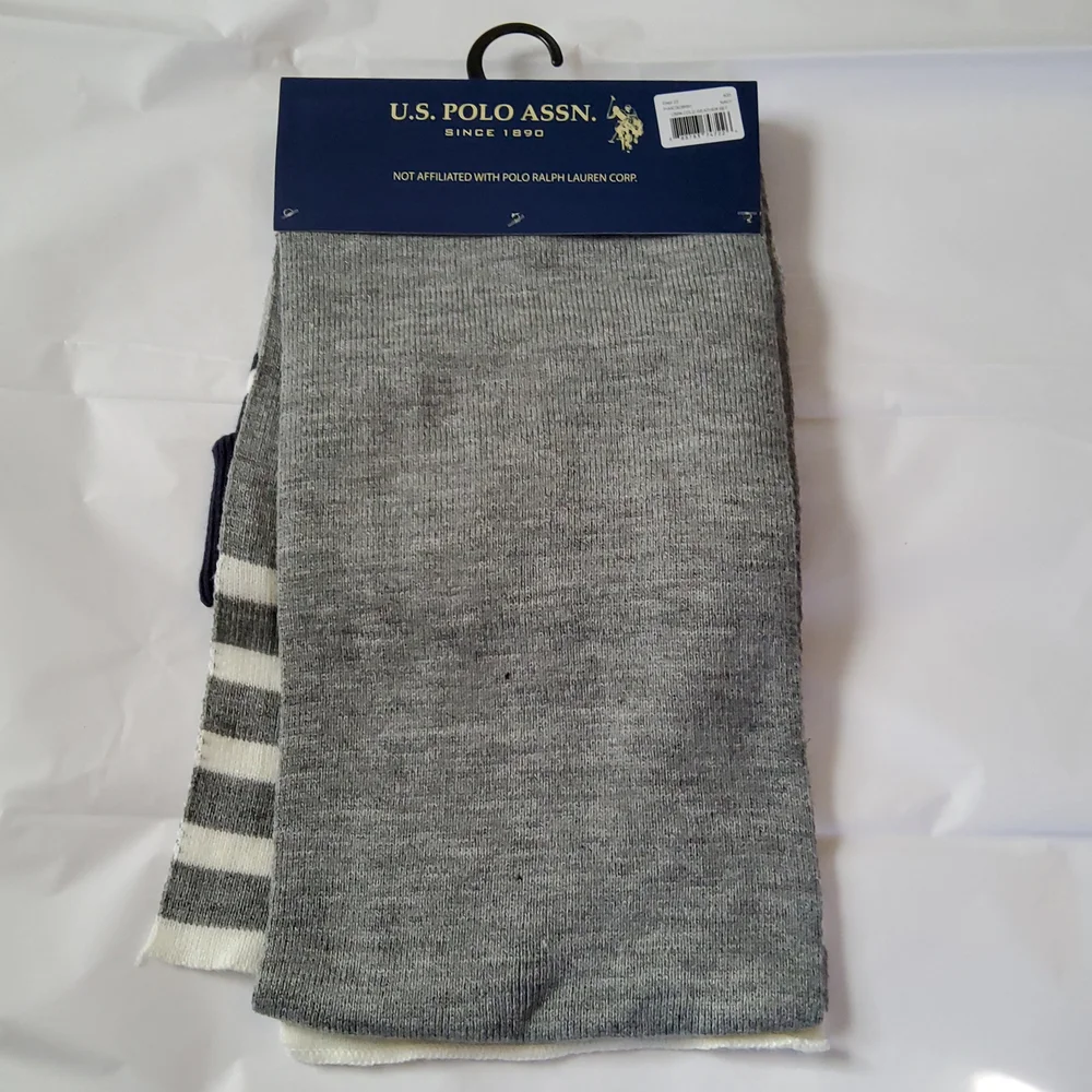 U.S. Polo Assn. Hat and Scarf Set - Picture 2 of 3